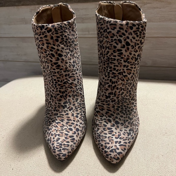 Leopard print booties - Picture 2 of 4
